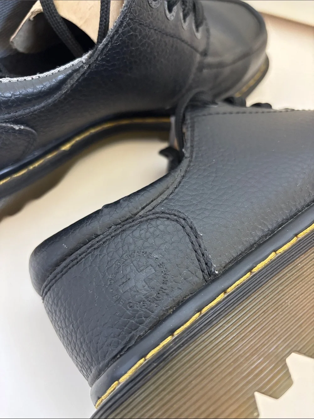 Dr. Martens Nashly Black Leather Oxford Shoes‎ AirWair Lug Sole Men’s Size 9